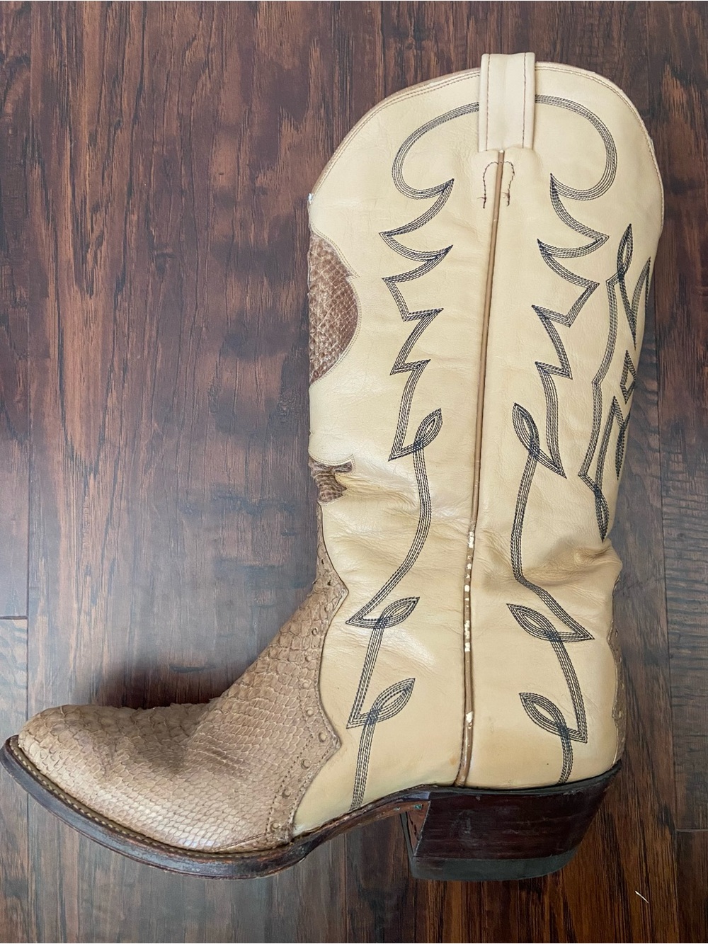 Vintage Handmade Genuine Snakeskin Leather Men’s Laramie Cowboy Boots